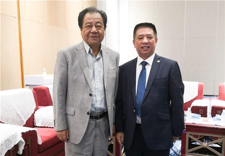 艾豐.jpg